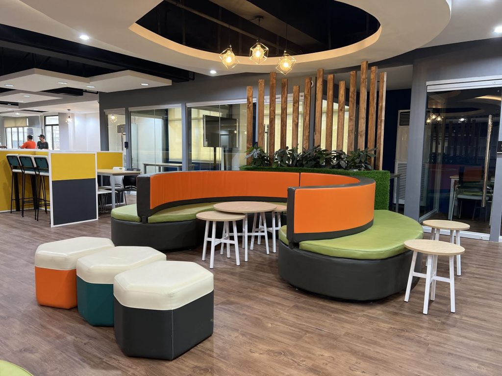 Sweeping curved seating island for groups and gatherings